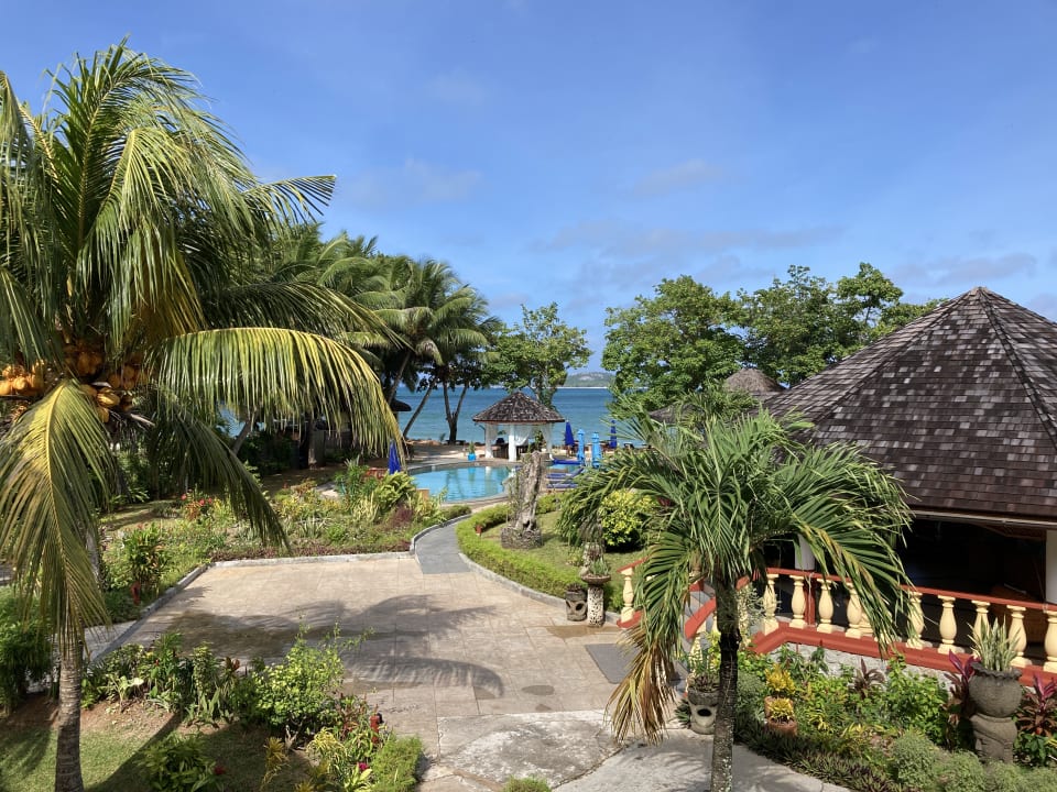 Gartenanlage Castello Beach Hotel