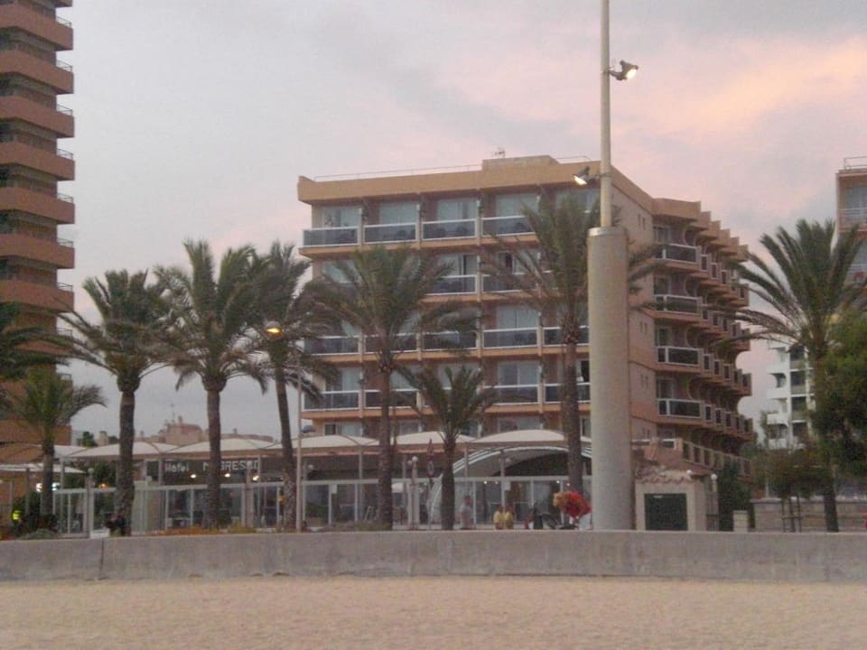 Hotel vom Strand aus Hotel Negresco - Adults only