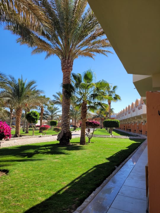 Außenansicht Three Corners Sea Beach Resort