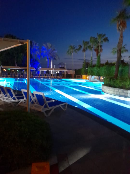 Pool Sealife Buket Resort & Beach