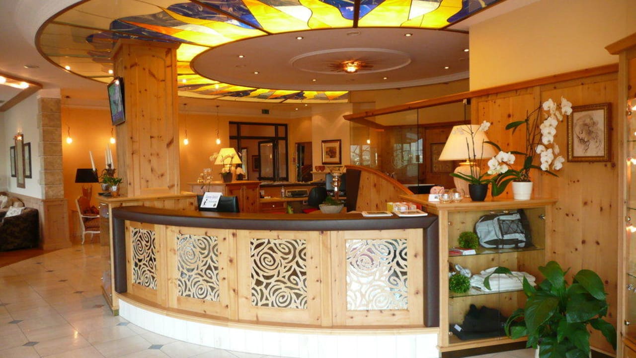 Rezeption Hotel AlpenSchlössl