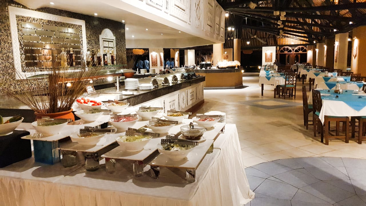 Gastro Neptune Village Beach Resort & Spa