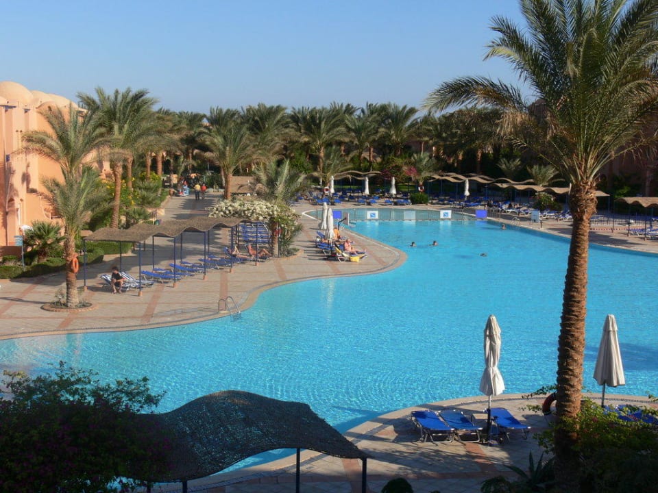 Beheizter Hauptpool Jaz Makadi Oasis Resort