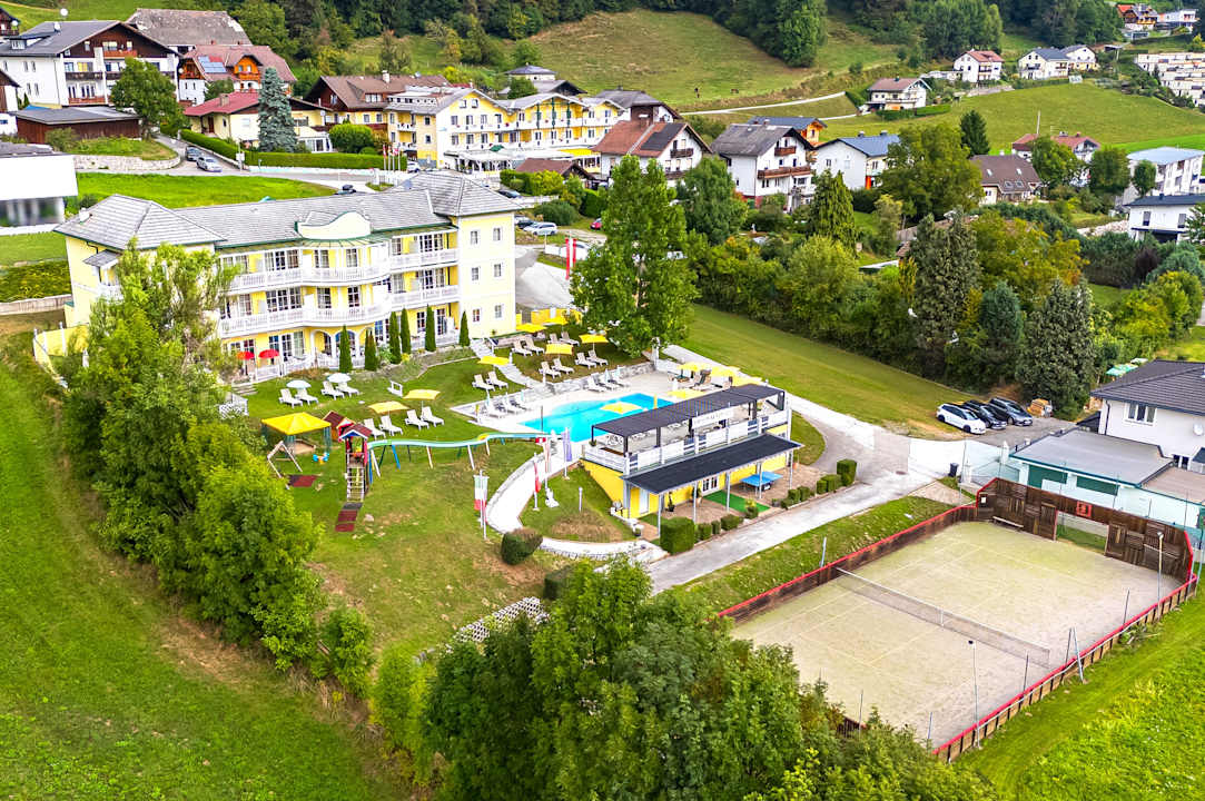 Außenansicht Hotel Sonnenhügel