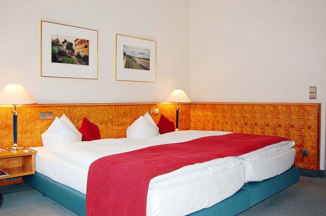 Komfortzimmer Dorint Hotel Dresden