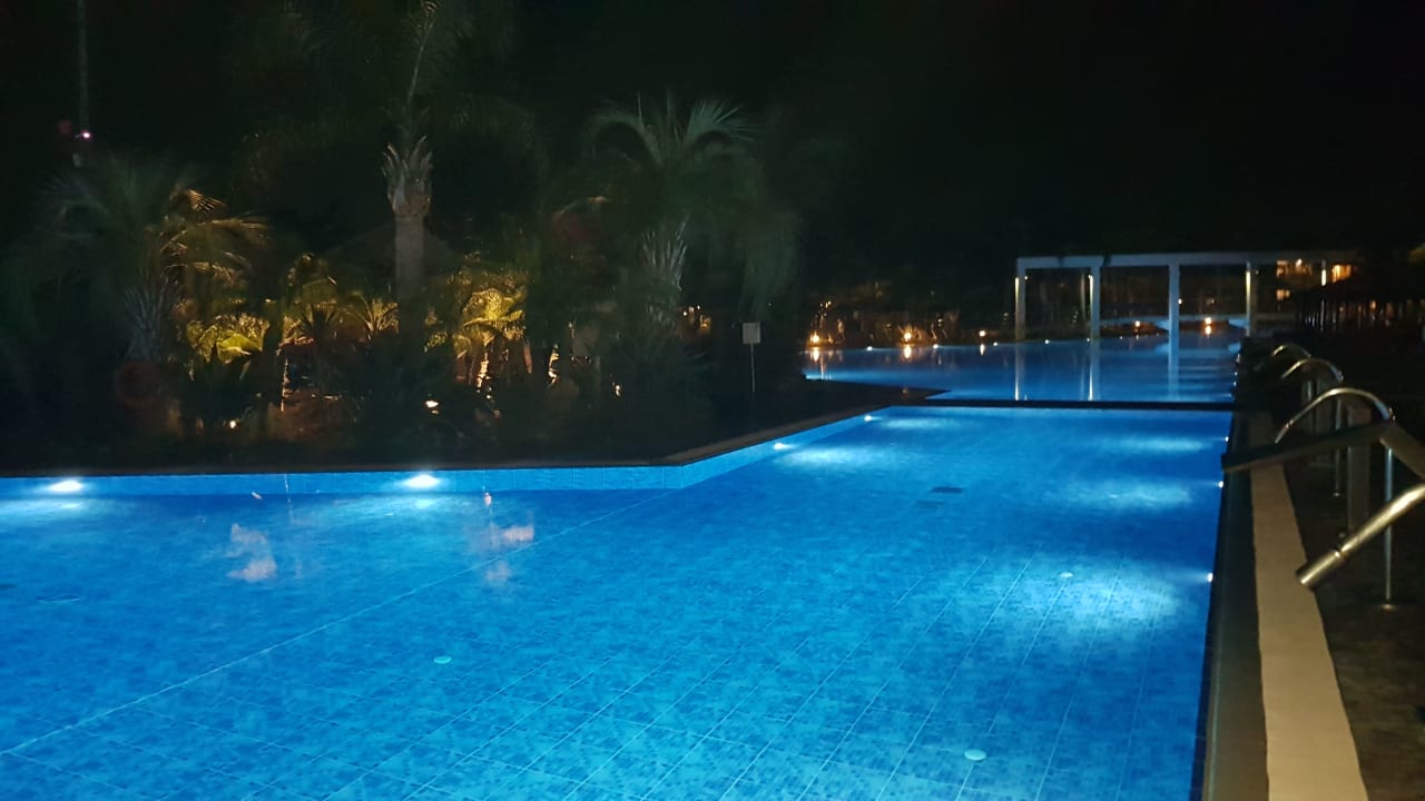 Pool Blue Lagoon Resort