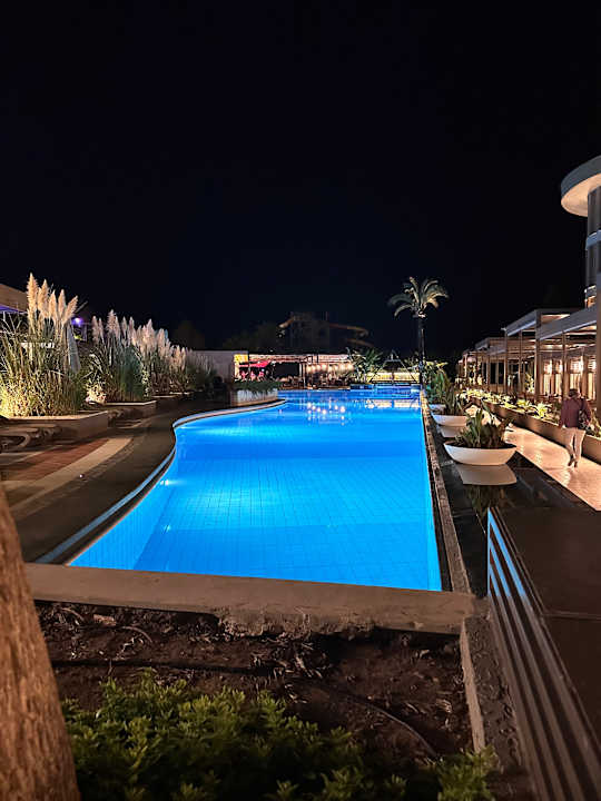 Pool TUI BLUE Xanthe