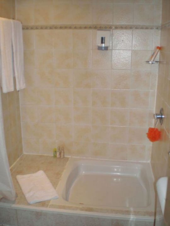 Bungalowanlage / Dusche Beach Albatros Resort