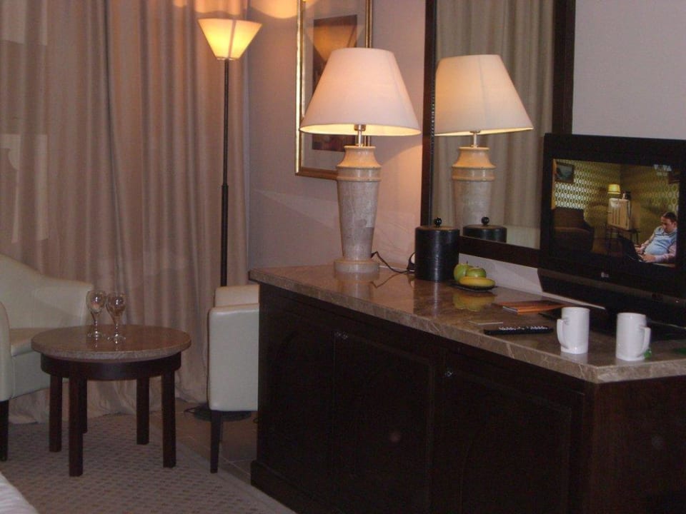 Pokój Miramar Al Aqah Beach Resort