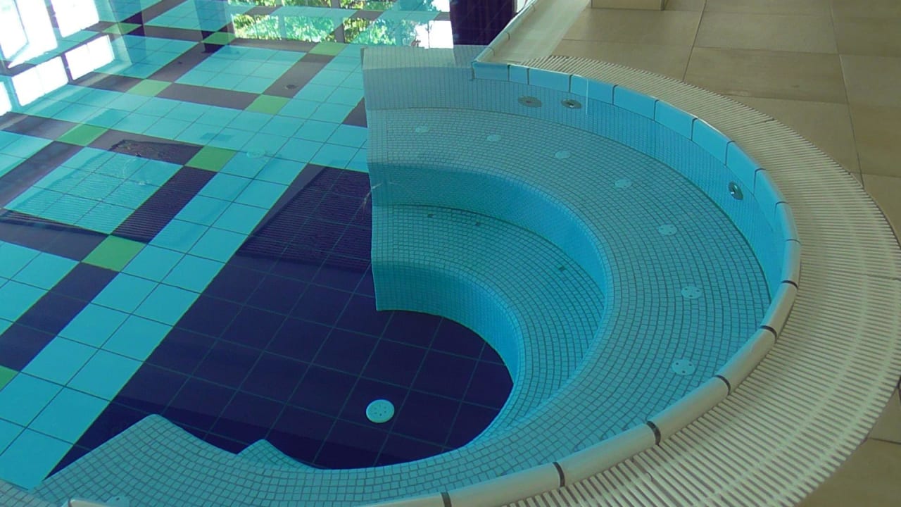 Whirlpool Hotel Linde