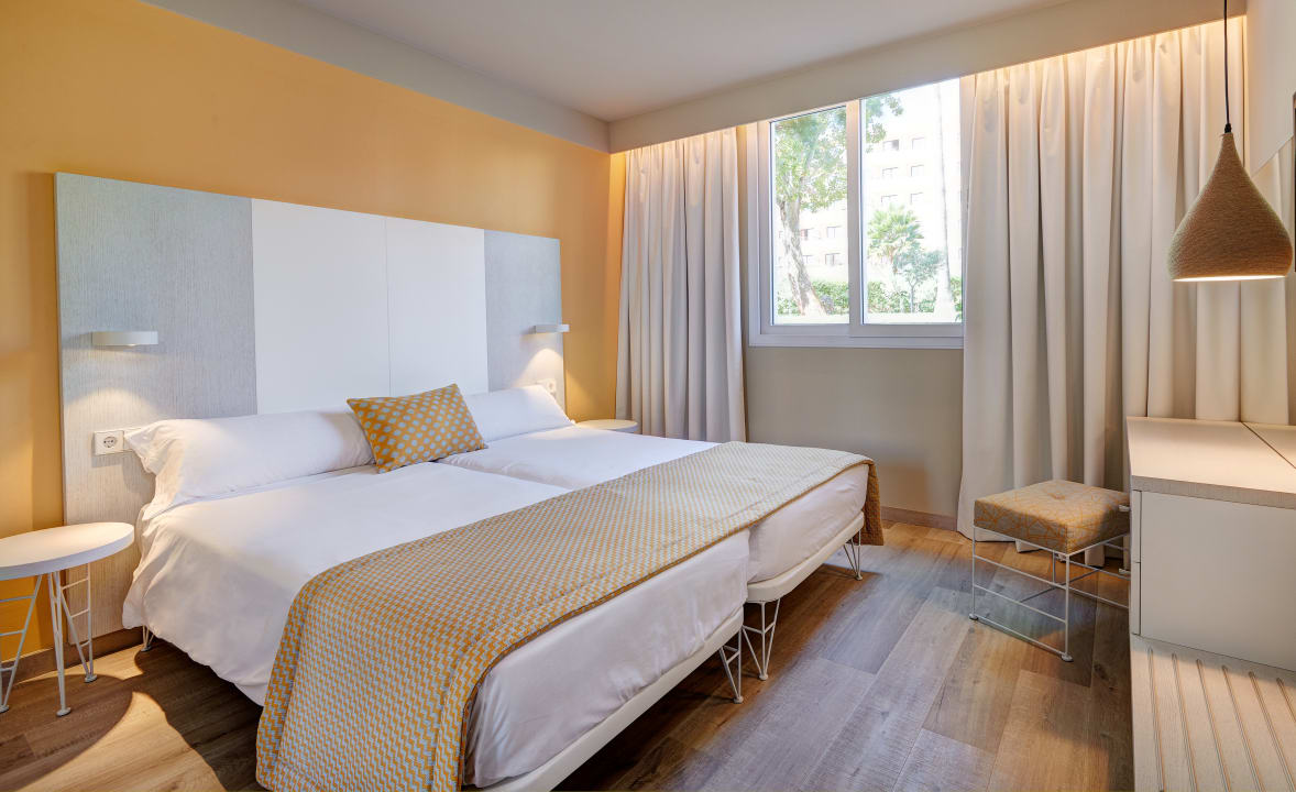 Zimmer Protur Vista Badia Aparthotel