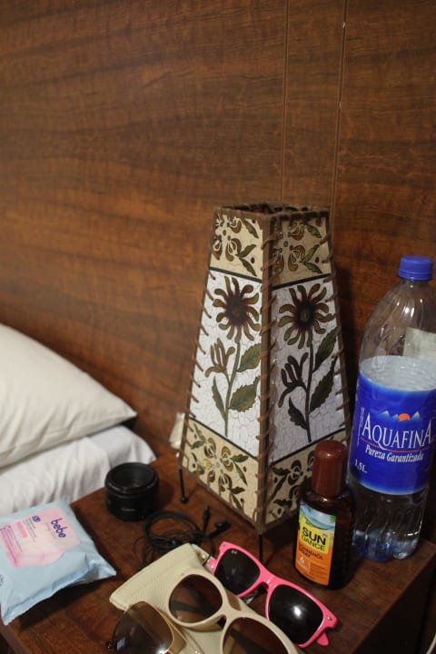 Nachttisch Hotel Caribe Youth Only