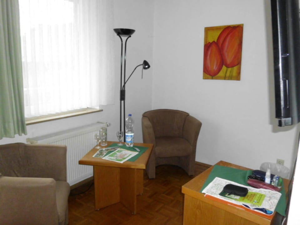 Zimmer über dem Frühstücksrestaurant Und Berggasthof Tanzbuche