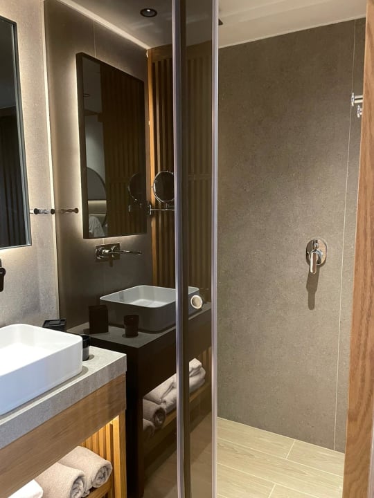 Zimmer AKASHA Beach Hotel & Spa