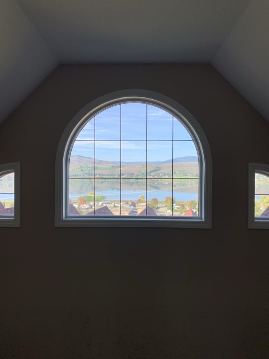 Zimmer The Castle at Swan Lake