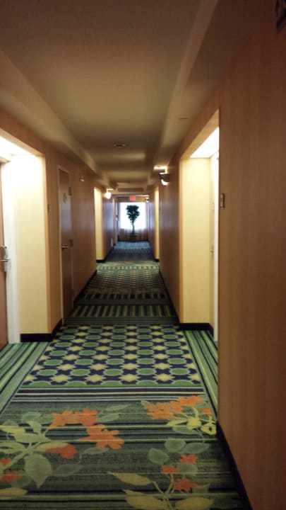 Flur 3. Stock Hotel Fairfield Inn & Suites Orlando Near Universal Orlando Resort