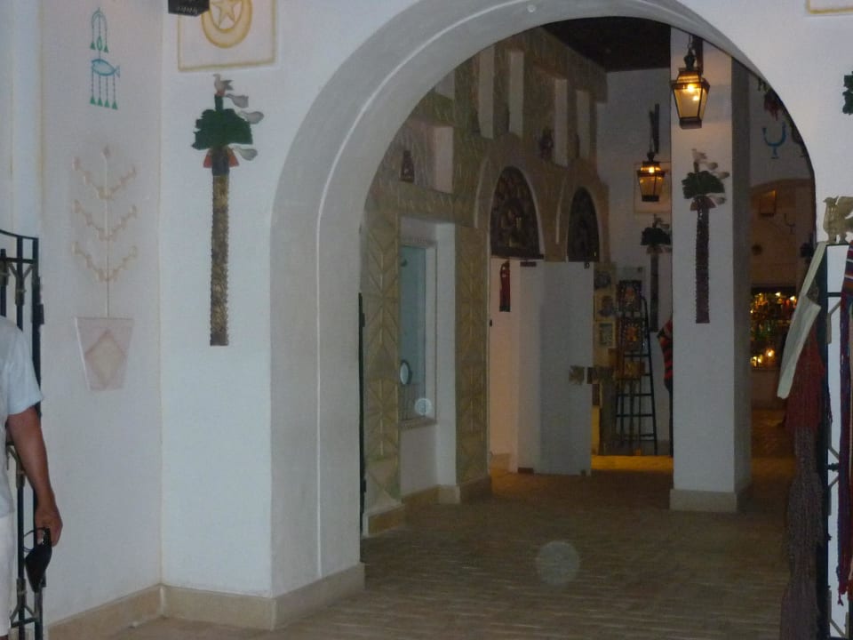 Sklepiki Hilton Marsa Alam Nubian Resort