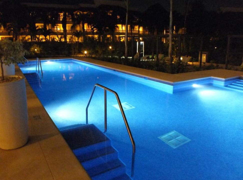 Pool Access Platinum Yucatan Princess All Suites & Spa Resort - Adults only