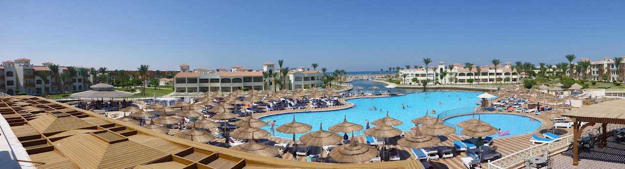 Pool am Castello Pickalbatros Dana Beach Resort - Hurghada