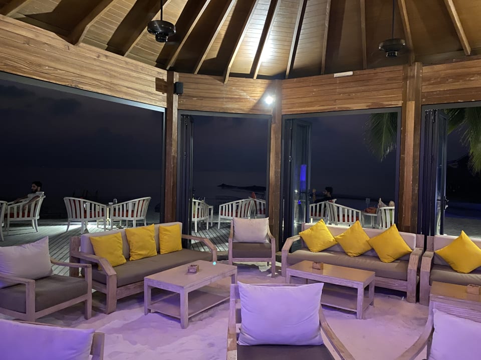 Gastro Dhigufaru Island Resort