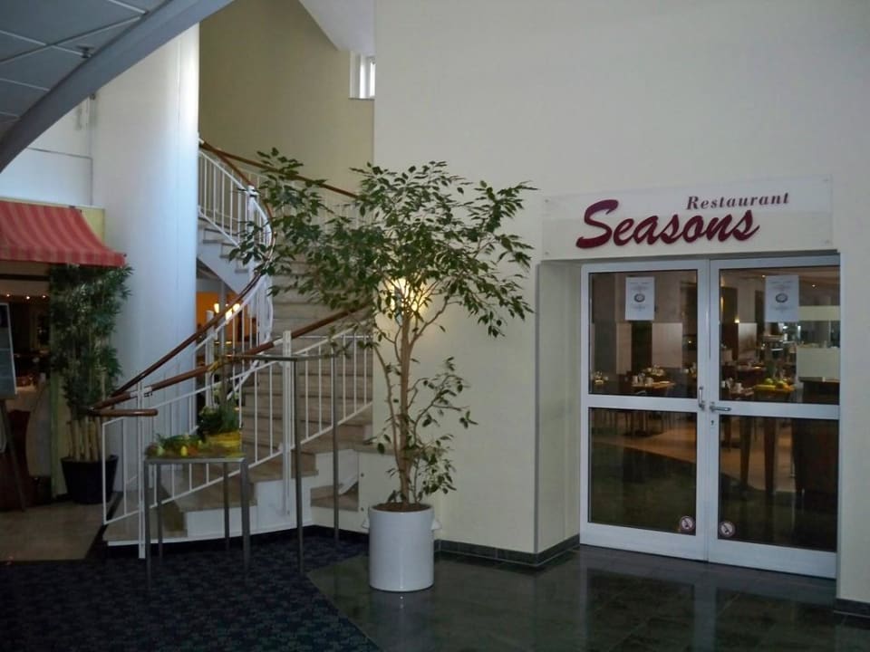 Eingang Frühstücksraum Dorint Hotel Bonn