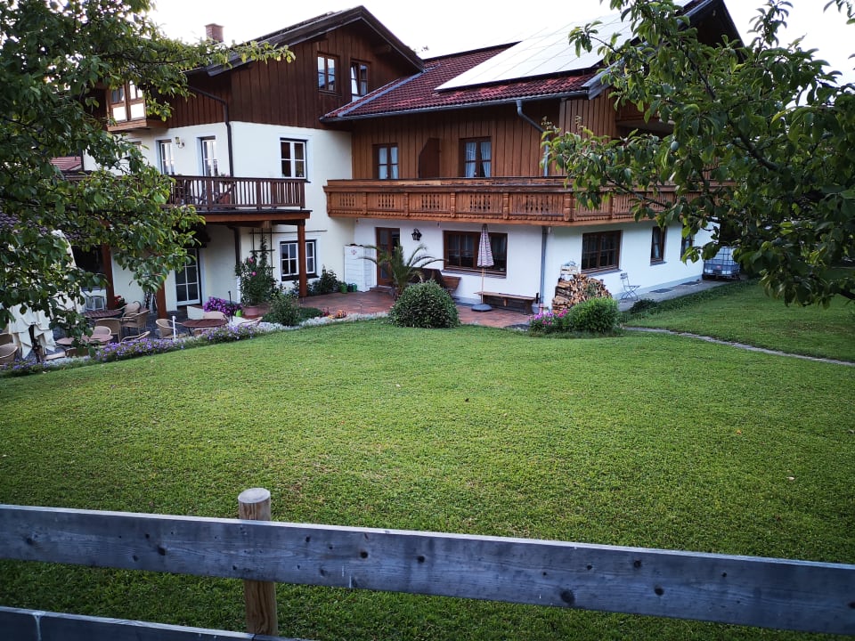 Gartenanlage Gästehaus Alpin