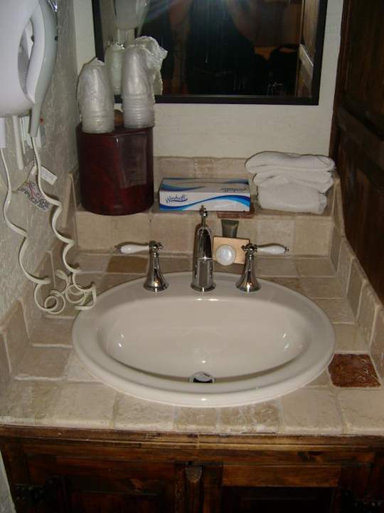 Waschbecken direkt im Schlafzimmer!  Hotel Ocean Five