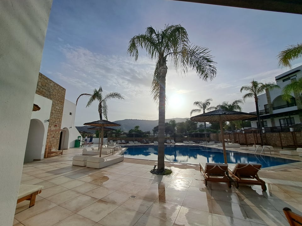 Pool The Costa Lindia Blue Star - Adults only