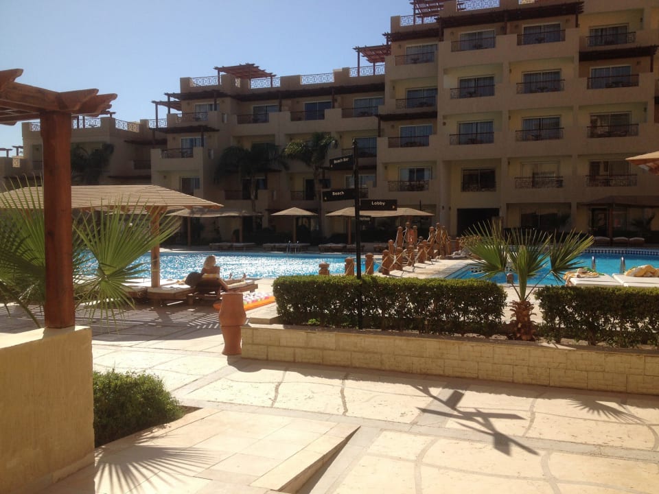 Süßwasserbecken des Hotels Imperial Shams Abu Soma