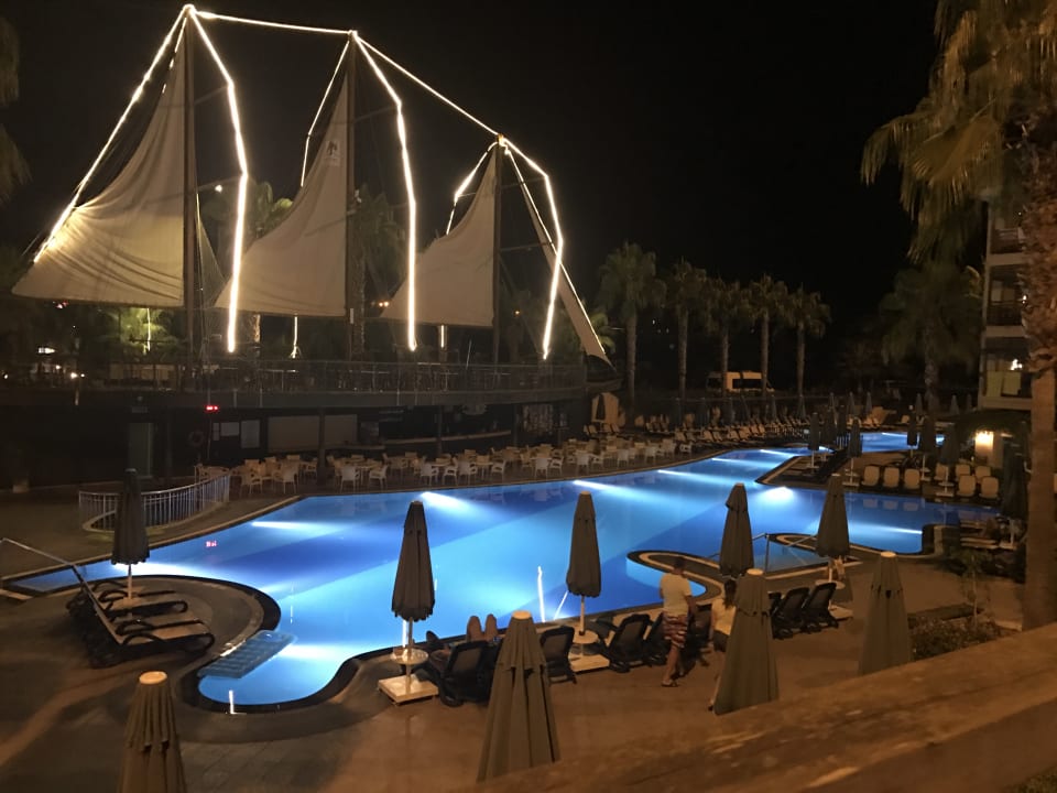 Pool Can Garden Resort