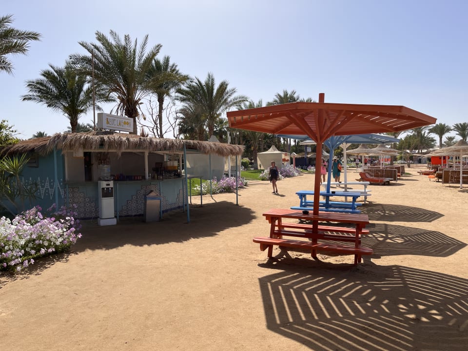 Strand Hotel Desert Rose Resort