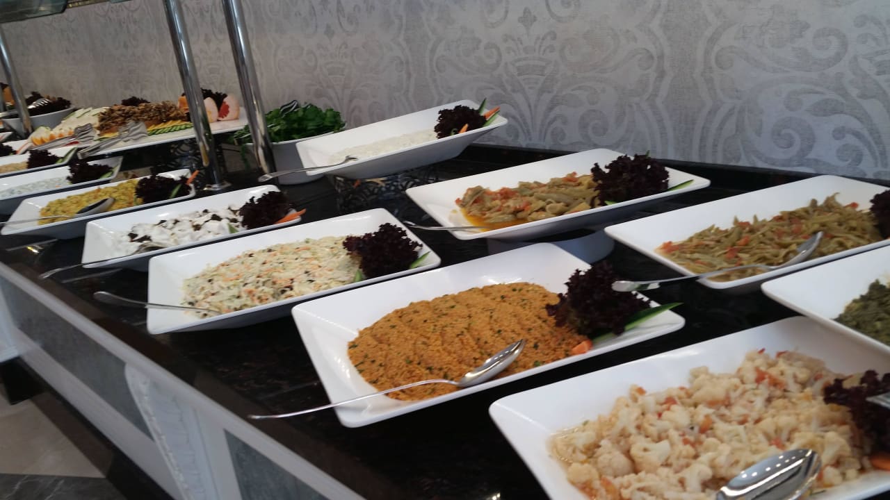 Salat Büffet Quattro Beach Spa & Resort