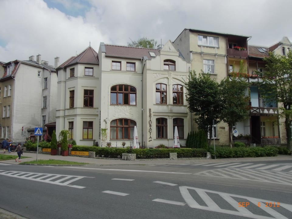 Widok z zewnatrz Hotel Pod Kasztanami