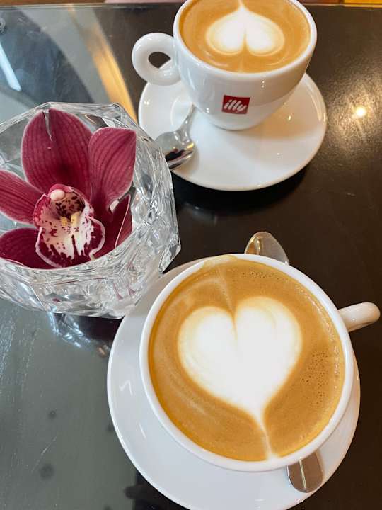 Gastro Bahi Ajman Palace Hotel