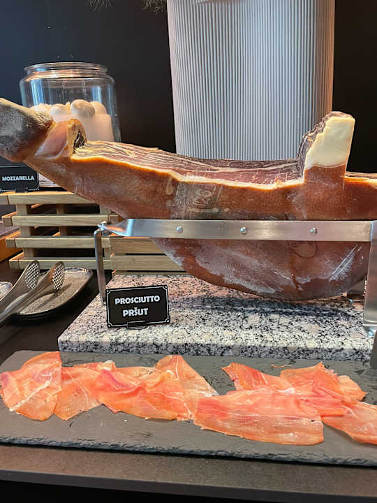 Gastro art'otel Zagreb, Powered by Radisson Hotels
