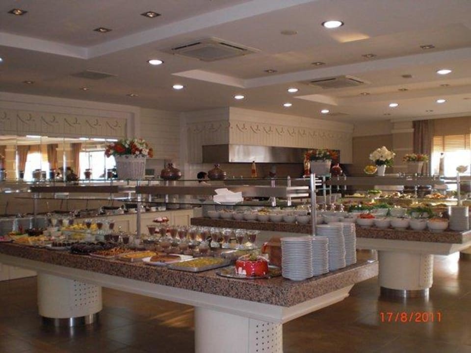 Buffet Süßspeisen Can Garden Beach