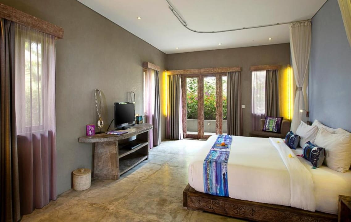 Zimmer Blue Karma Dijiwa Seminyak