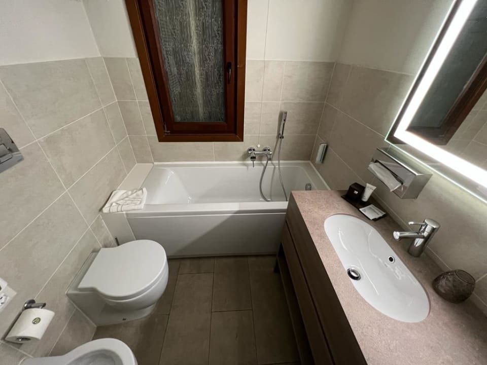 Zimmer Hotel Le Torri del Garda