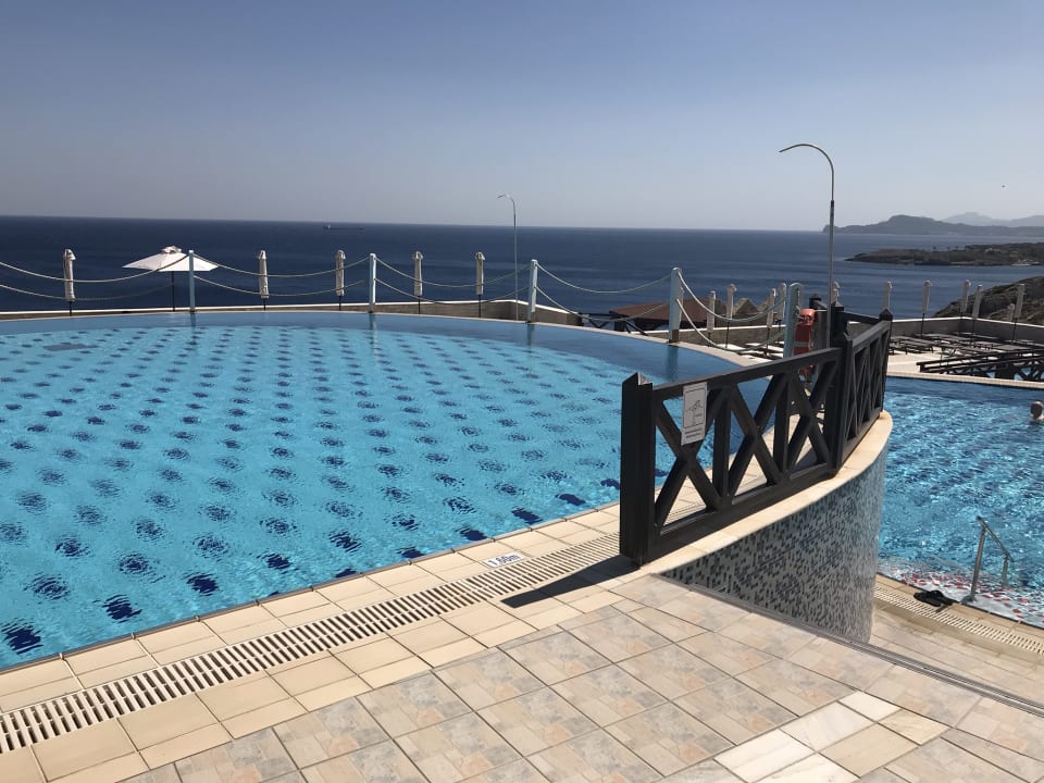 Pool Hotel Kalithea Horizon Royal