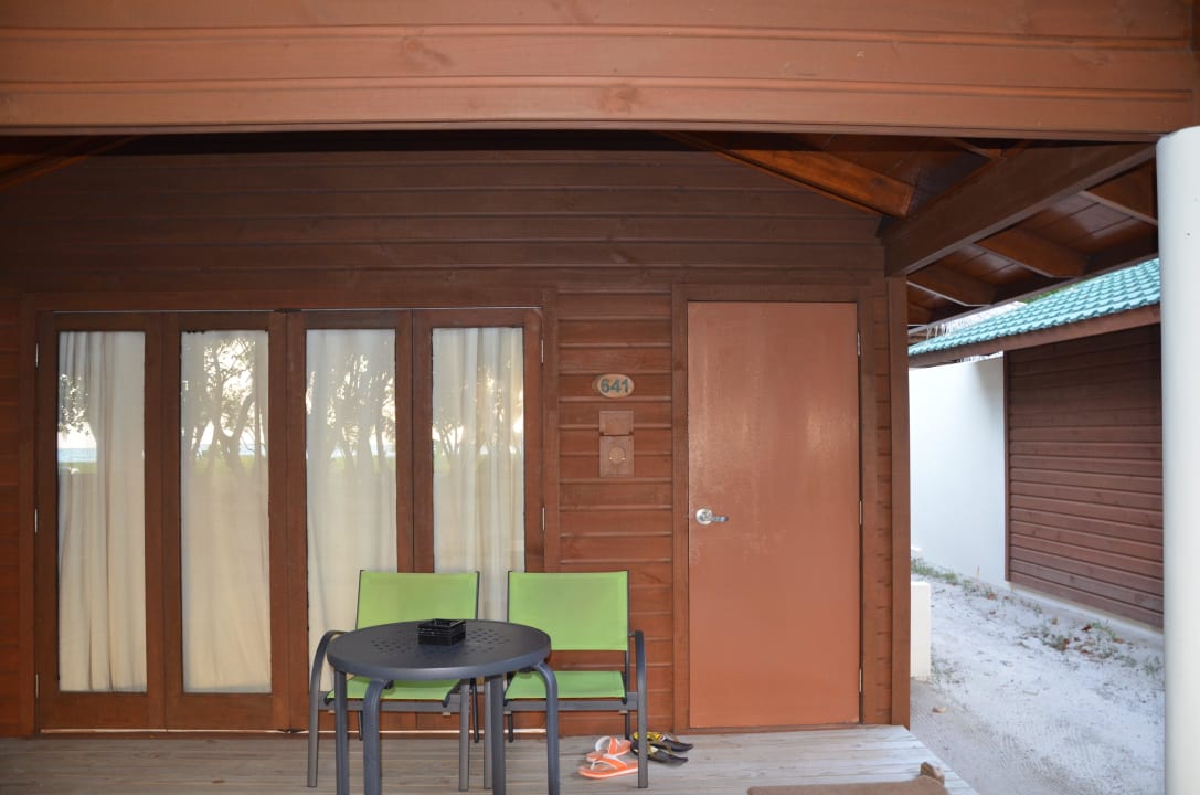 Unser Häuschen... Meeru Maldives Resort Island