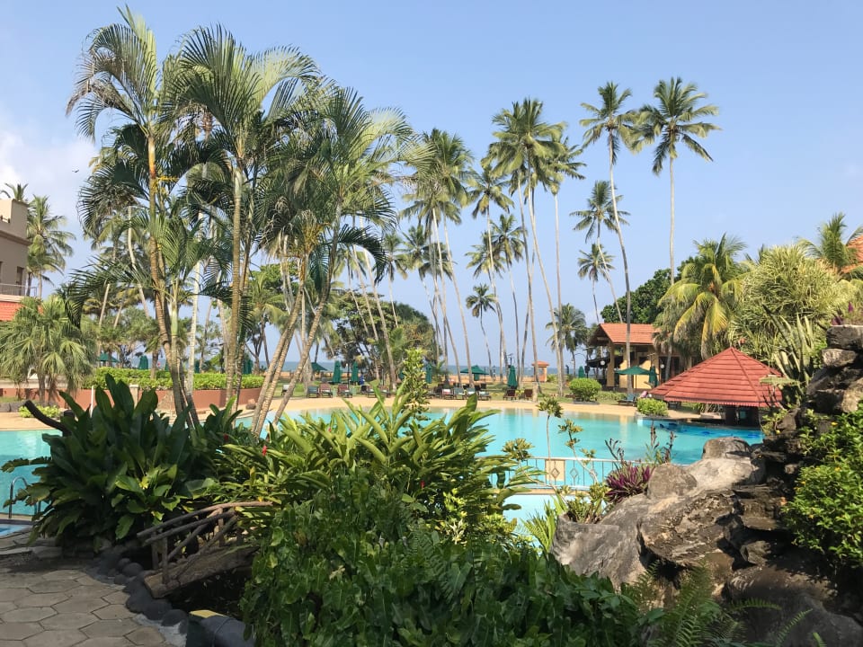 Pool Royal Palms Beach Hotel