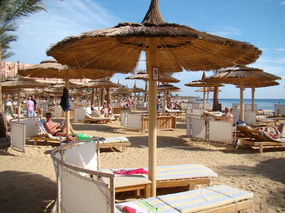 Пляж Pickalbatros Palace Resort