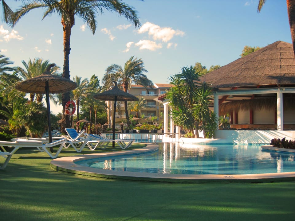 Pool Prinsotel La Dorada