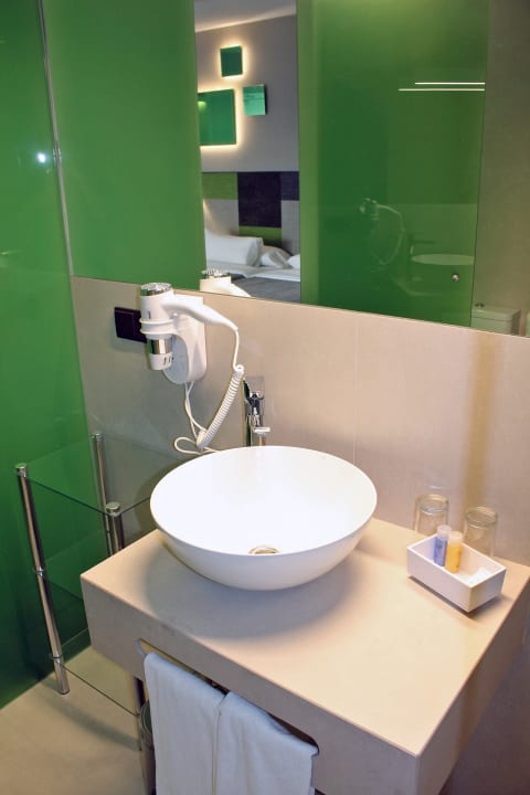 Zimmer Hotel Macià Sevilla Kubb