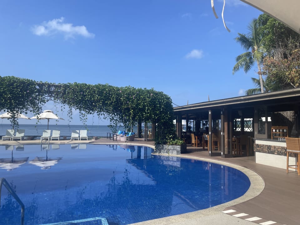 Pool The Coco de Mer Hotel & Black Parrot Suites