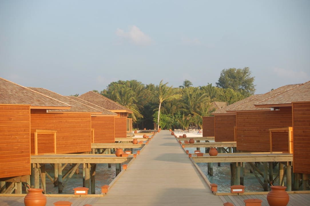 Zugang Water Villa Vilamendhoo Island Resort & Spa