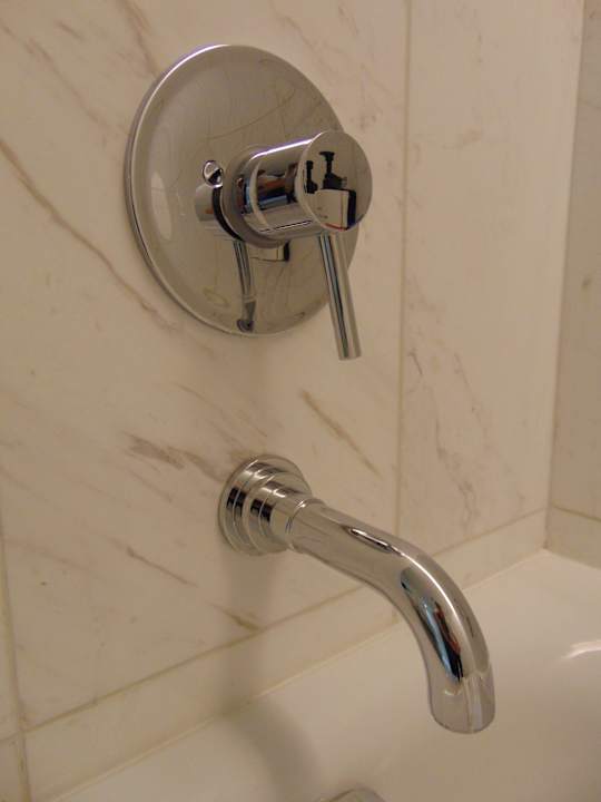 Zimmer InterContinental Luanda Miramar by IHG