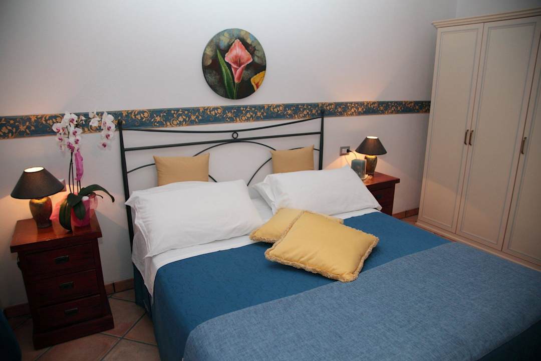 Camera matrimoniale Residence Villamirella