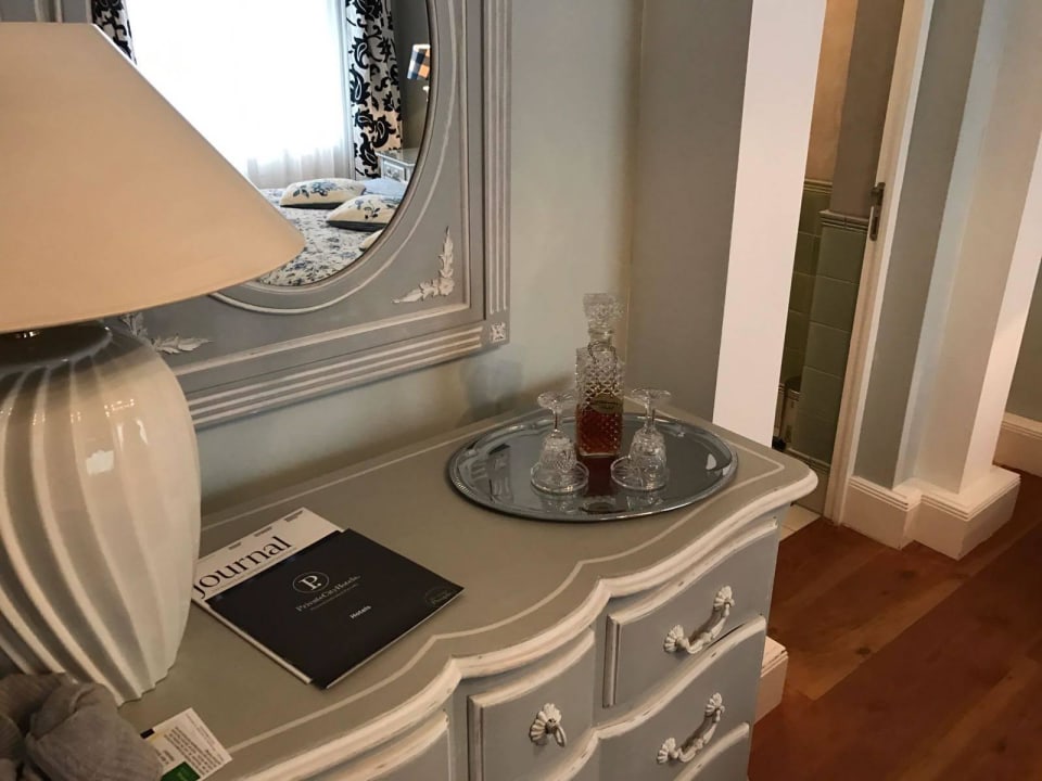 J. Geffcken - Komode Hotel Palais Esplanade Hamburg