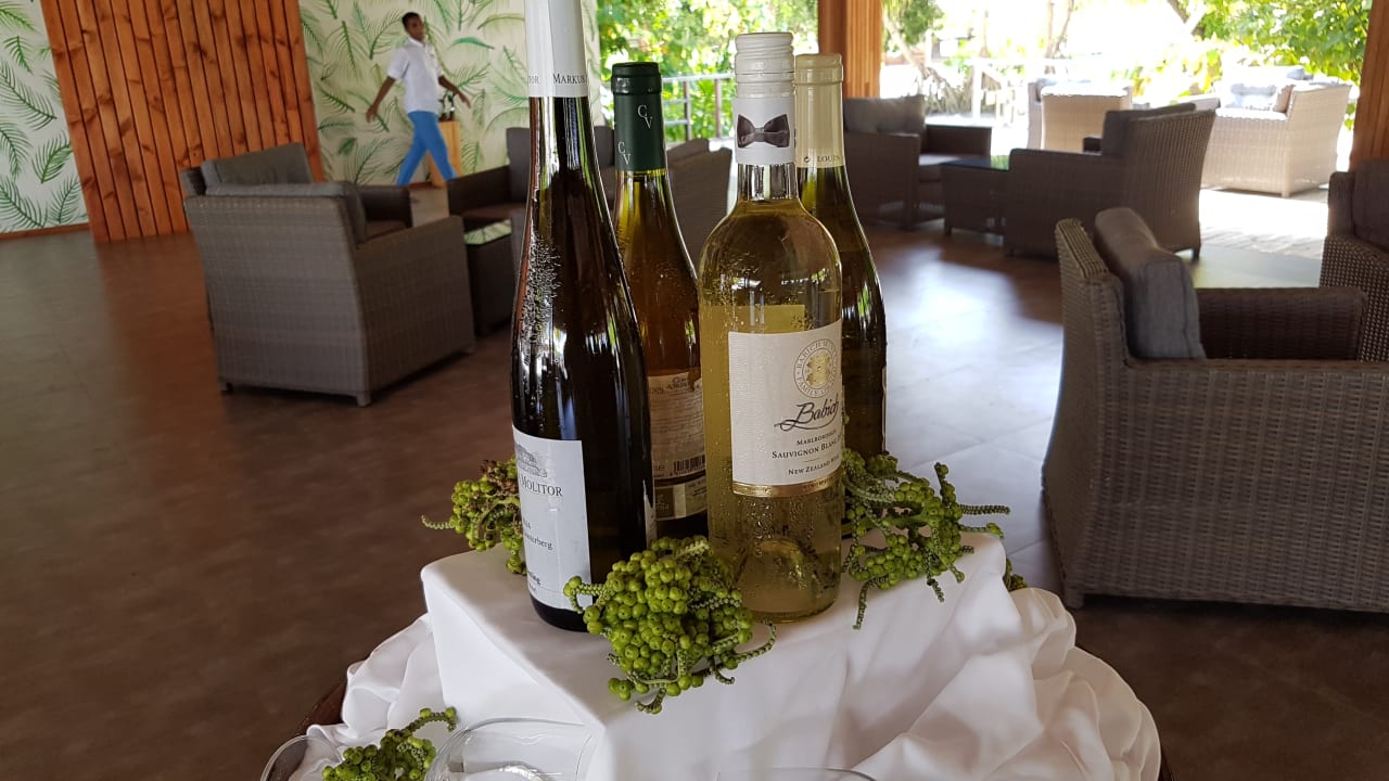 Gastro Kudafushi Resort & Spa